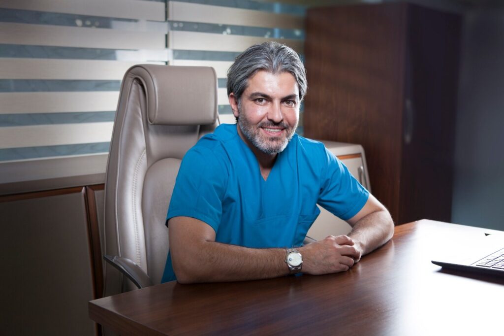 Dr. Serkan Aygin Celebrates 25 Years as a Hair Transplant Pioneer in Istanbul